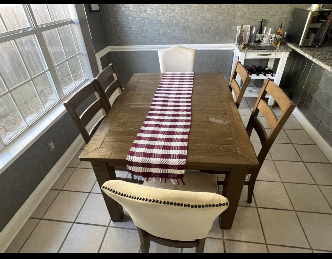 Kitchen Table And Chairs