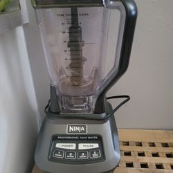 Ninja Blrnder  1500 Wts.