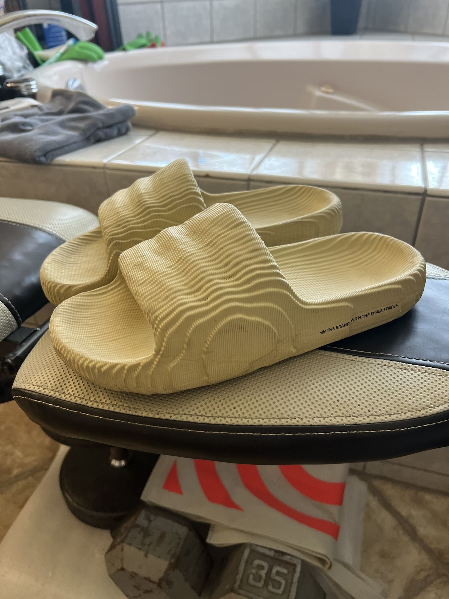 Adidas Adilette 22 (Size 8)