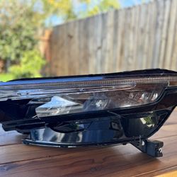Headlight Left Honda CRV