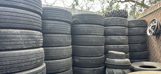 225 70 19.5 tires
