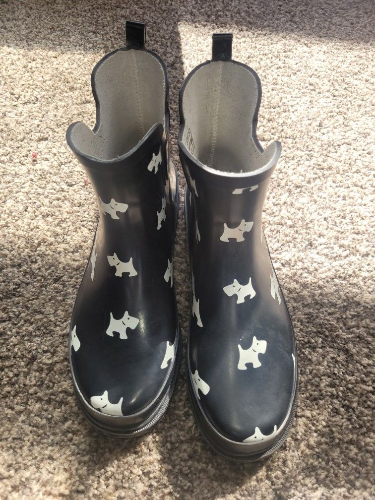Raining Boots