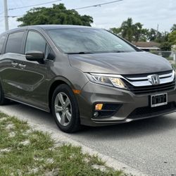 2019 Honda Oddysey Elite 