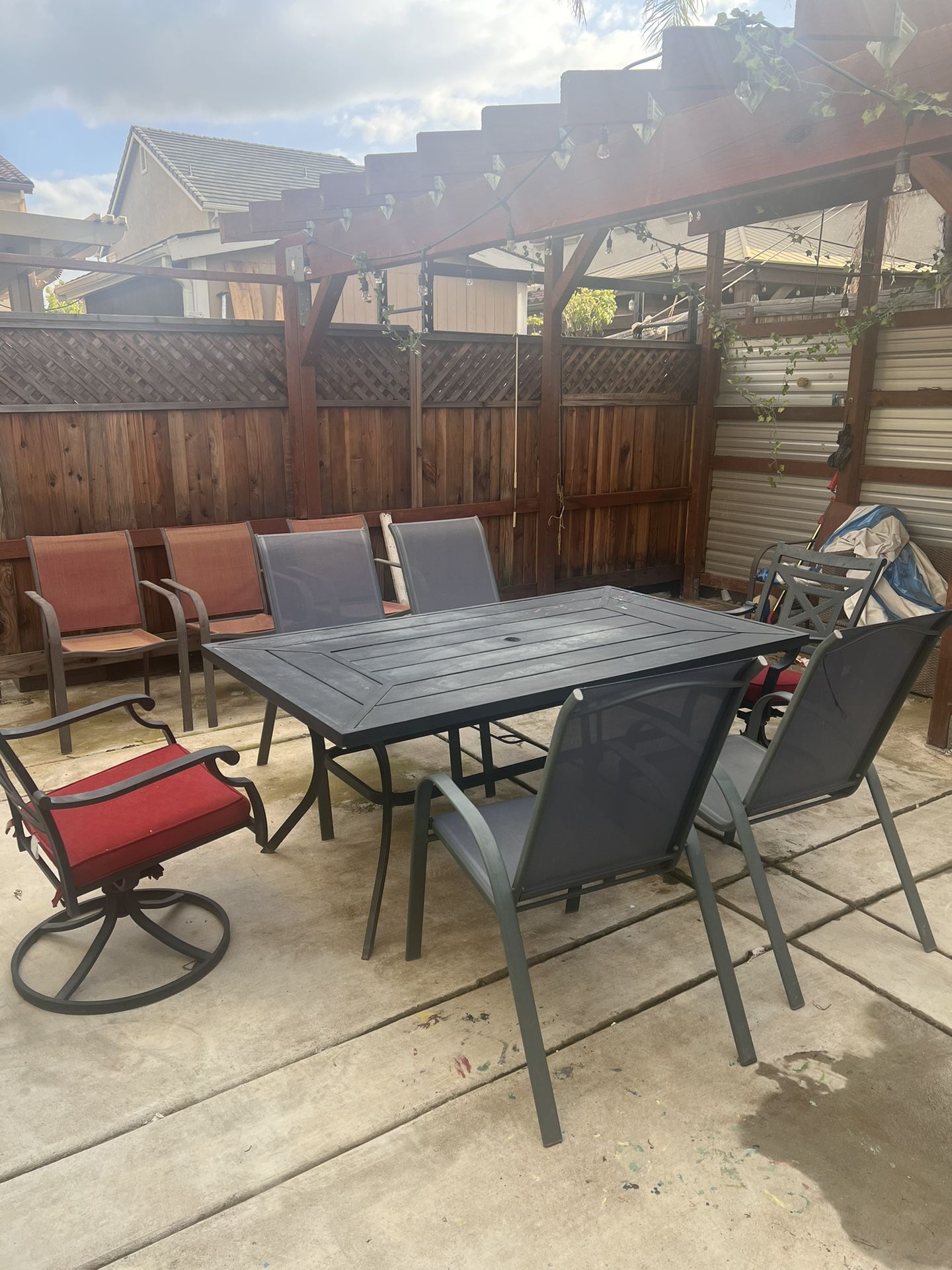 Backyard Table And Chairs