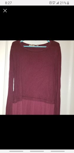 Burgundy sweater with pleated detailing Very pretty