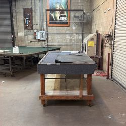 Screen Table With Tower 