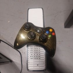 Xbox 360 White Edition  500 Gbs  One Control And All The Wires 
