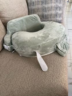 My Breast Friend Super Deluxe Nursing Pillow
