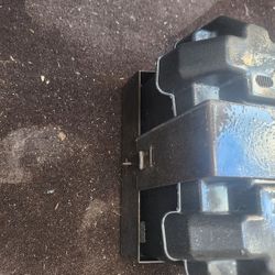 battery bracket and cover