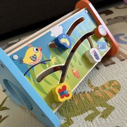 Toys R Us Wooden Activity Center 
