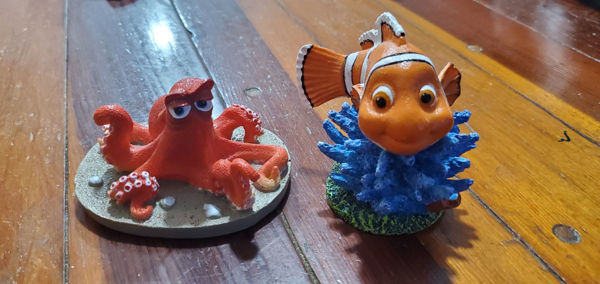 Nemo Fish Tank Decorations