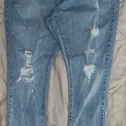 2 Pairs Of Levi’s Skinny Jeans Women’s Sz. 18W