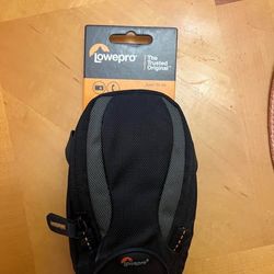 Lowepro Apex 30 AW Compact Camera Bag