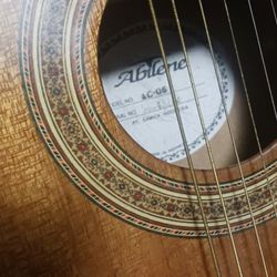 Abilene Acoustic Guitar 