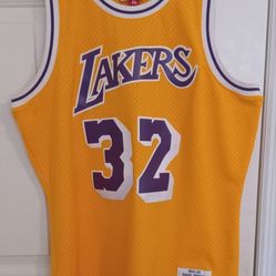 Magic Johnson Los Angeles Lakers Mitchell & Ness NBA Basketball Jersey Size XL $100 O.B.O.