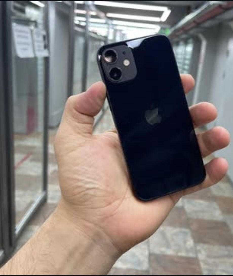 𝚒𝙿𝚑𝚘𝚗𝚎 12 𝚞𝚗𝚕𝚘𝚌𝚔𝚎𝚍 𝚠𝚒𝚝𝚑 𝚠𝚊𝚛𝚛𝚊𝚗𝚝𝚢