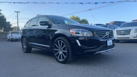 2017 Volvo XC60