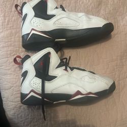 Size 5.5 JORDAN TRUE FLIGHT WHITE VARSITY RED