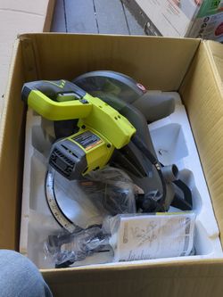 Ryobi 10 In Compound Miter Saw. Sierra Miter