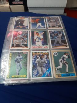 18 Ken Griffey Jr Baseball Cards Different Brands and Different years