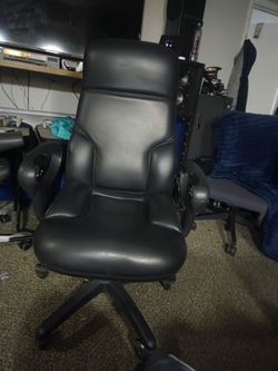 Global chair