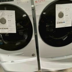 Virtual Appointment Available Open Box Front Loading Washer & DryerSet