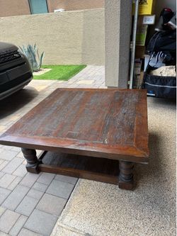 Make an offer 😊 GREAT Coffee Table