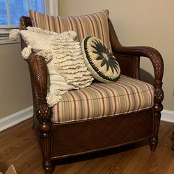 Cool accent chair