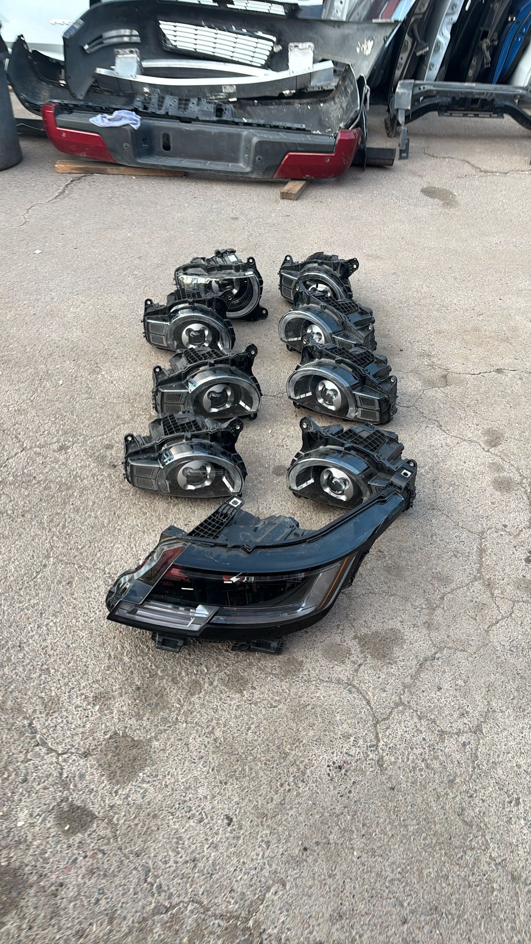 2020-2023 Land Rover Defender Headlights