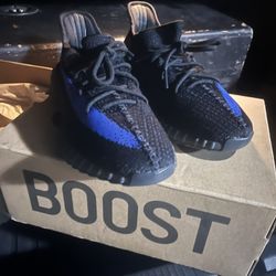 Adidas Yeezy Boost V2 Dazzling Blue