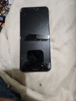 Nokia Phone Works Good But Cracked Screen