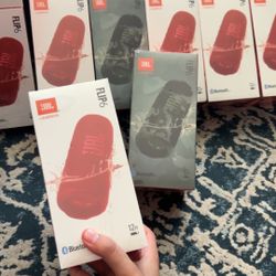 JBL “Flip 6”