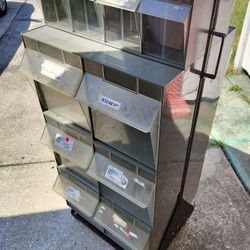 Commercial QUANTUM STORAGE SYSTEM TWO SIDED WITH 20 STORAGE PINS FOR TOOLS, FILES, ETC
