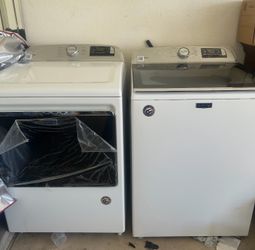 Maytag Washer And Dryer Set