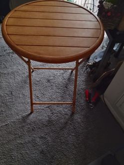 22" folding metal table pickup only cash