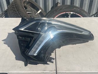 2017-2020 Cadillac XT5 Premium Luxury Sport Left Driver LED Headlight OEM