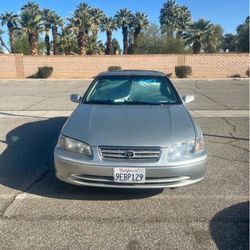 2000 Toyota Camry 