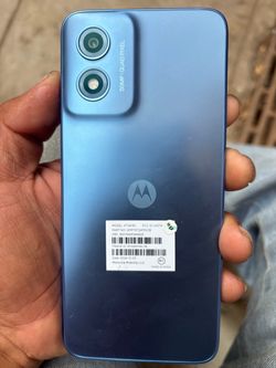 🔥 Blue Motorola Smartphone – 50MP Camera – $100 OBO
