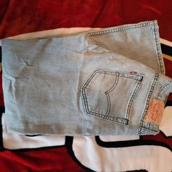 LEVIS Size 32 X 30 Light Grey
