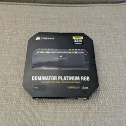 32 GB RAM Corsair Dominator Platinum  DDR5 RAM 