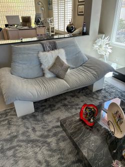 Beautiful couches (2)
