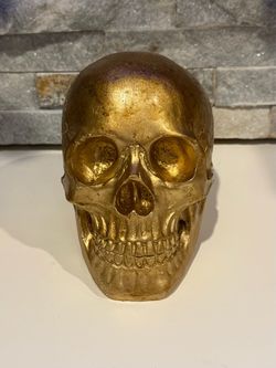 Gold skull