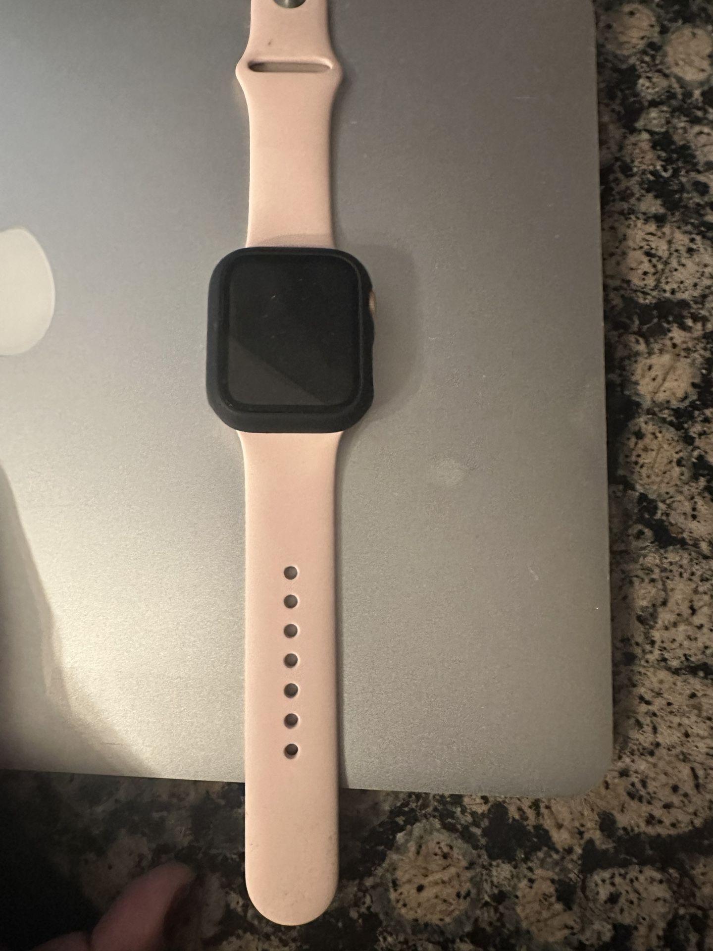 Apple Watch Series 8 