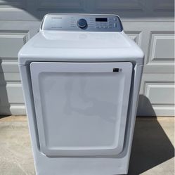 Samsung 7.4 cu. ft. ELECTRIC Dryer with Sensor Dry and 10 Drying Cycles