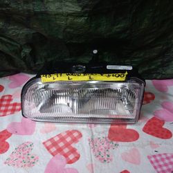 1(contact info removed) Volvo 850 Left Headlight 