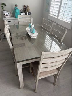 Ashley Furniture 7-Piece Dining Set with Glass Top Protector