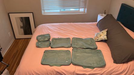 Packing pods