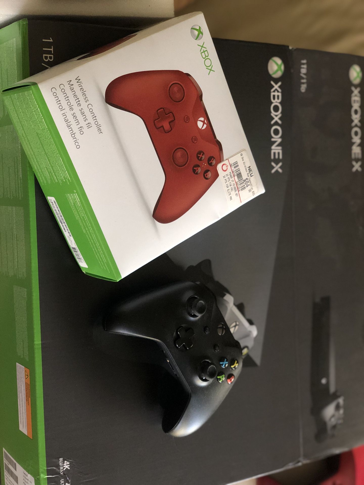 XBOX ONE X / Red Controller/ Turtle Beach Headset
