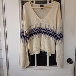 Women’s Rue 21 Sweater Sz Large 
