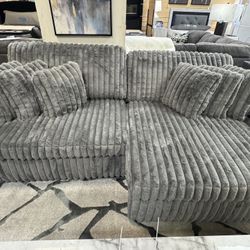2 Pc Sofa Chaise with power recliner 😱😱